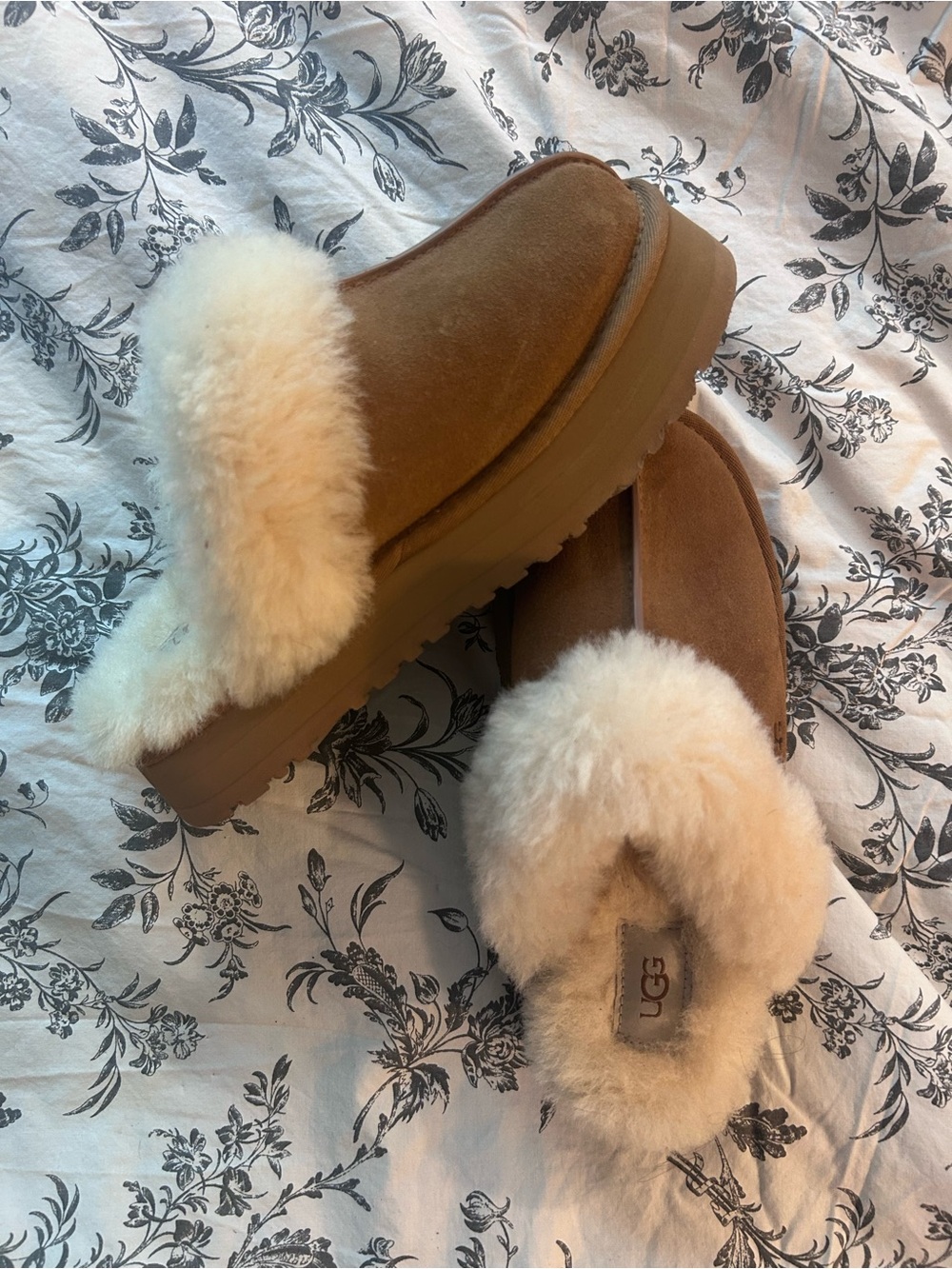 UGG “Disquette” Chestnut Suede Sheepskin Mule Slippers with Cream Fur Trim